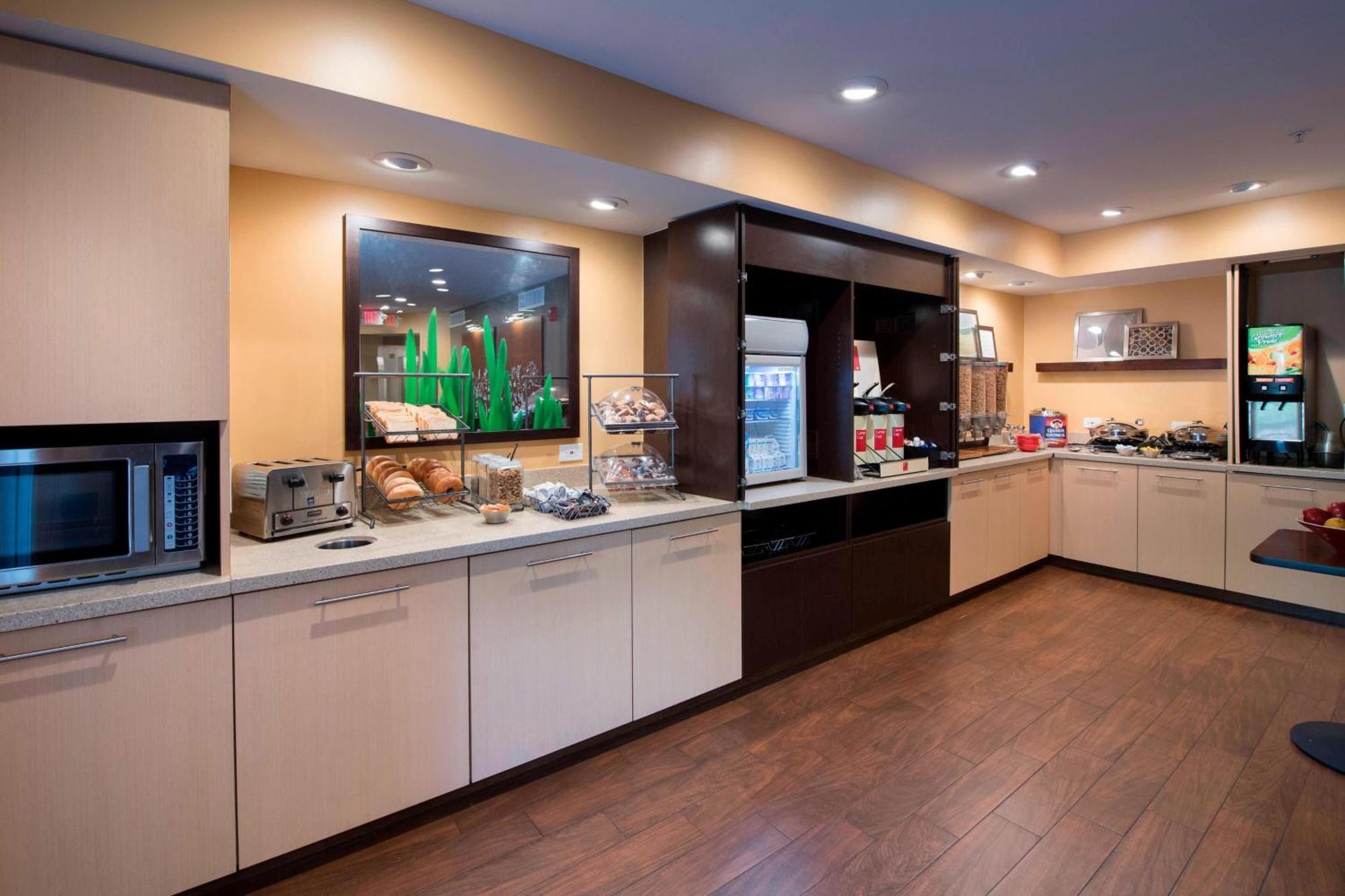 Towneplace Suites By Marriott Atlanta Alpharetta Bagian luar foto
